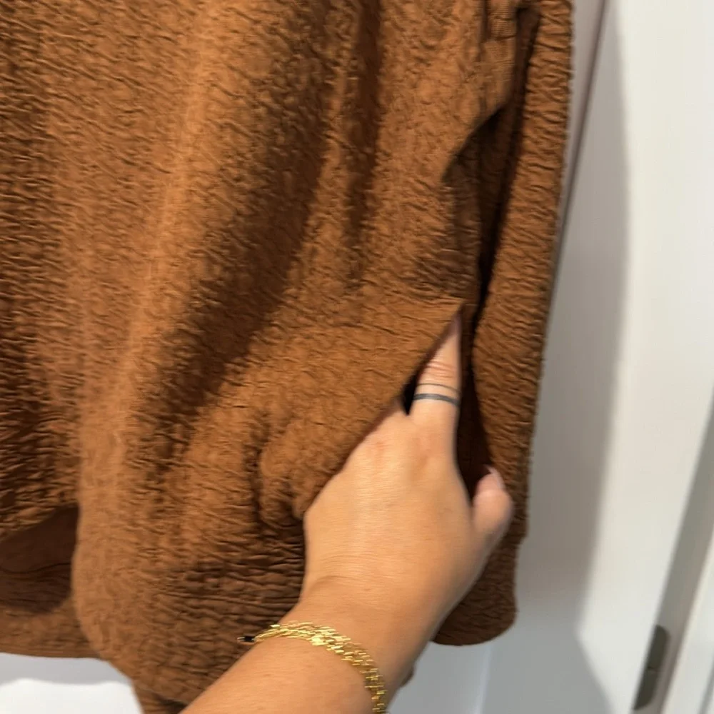 Lululemon Rippled V-Neck Pullover Cooper Brown Sz 12 - Picture 3 of 8